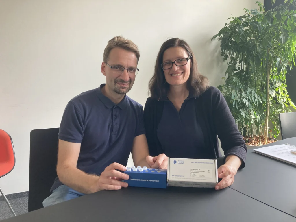 Für die Wissenschaft im Einsatz: Christoph Kutzner und Erika Kutzner. Foto: Joachim Klaehn